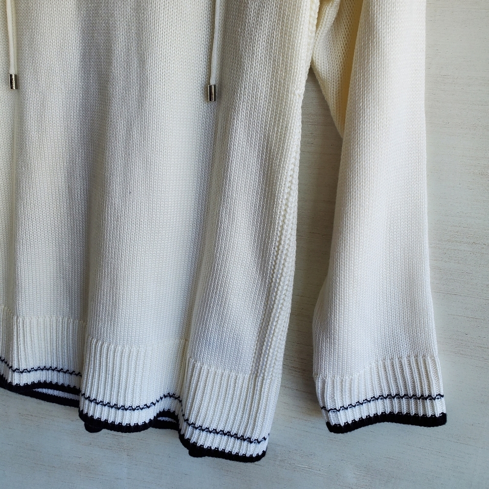 NWT Calvin Klein White Lace Up V-Neck Sweater - Picture 5 of 5